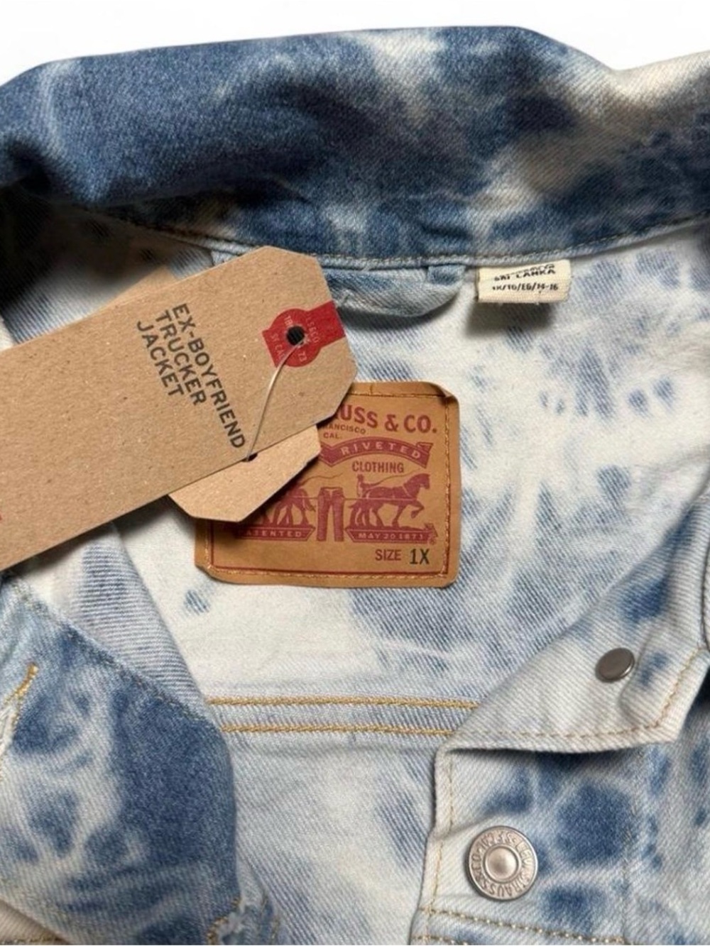 Levi's Blue & White Tie-Dye Denim Trucker Jacket - Size 1X - Picture 4 of 7